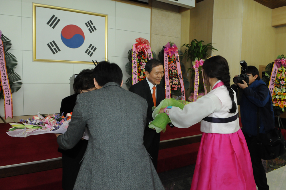 오송첨단의료산업진흥재단 윤여표 이사장, 황조근정 훈장 수상